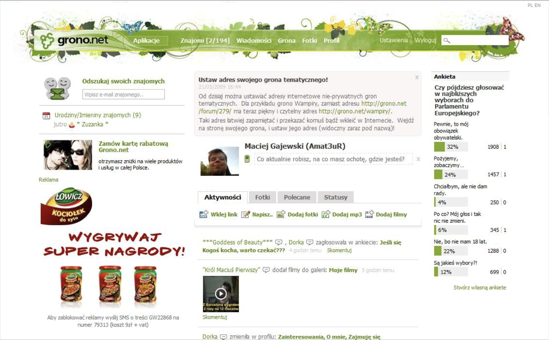 Zrzut ekranu Grono.net z 2004 roku pokazujący interfejs społecznościowy z gronami tematycznymi, profilami użytkowników i aktywnościami